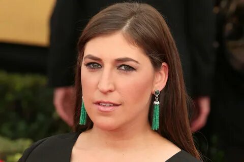 Mayim Bialik HD Wallpapers 7wallpapers.net