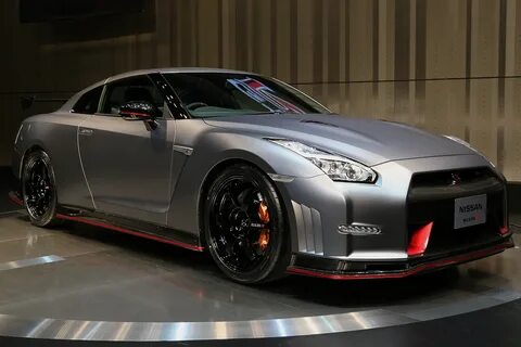 2015 Nissan GT-R Launches In Japan