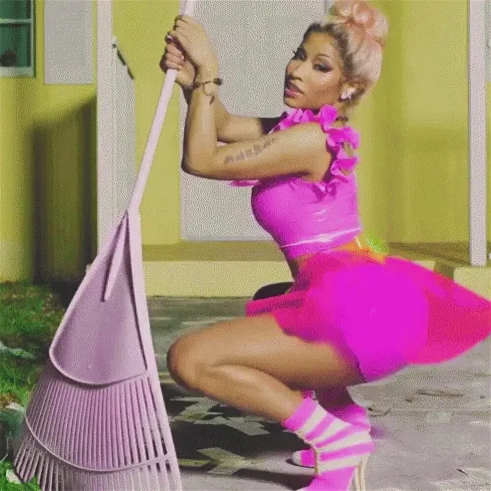 Nicki Minaj GIF - Nicki Minaj Twerk - Discover & Share GIFs