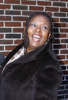 How Howard Stern’s Sidekick Robin Quivers Beat Cancer and Fo