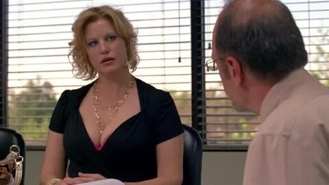 Anna gunn boob size