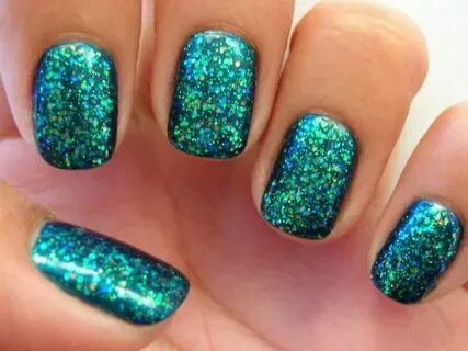 I loved the brightness and color Mermaid nails, Glittery nai