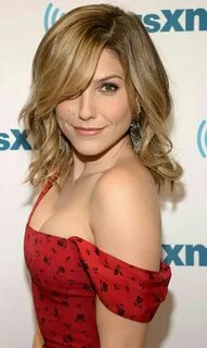 Sophia Bush Sophia bush, Sophia bush hair, Sophia