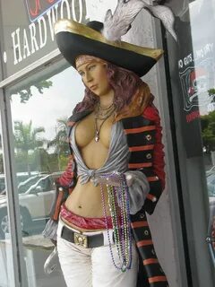 PIRATE WOMAN OF ANNA MARIA ISLAND Smiling sue wishes all v. 