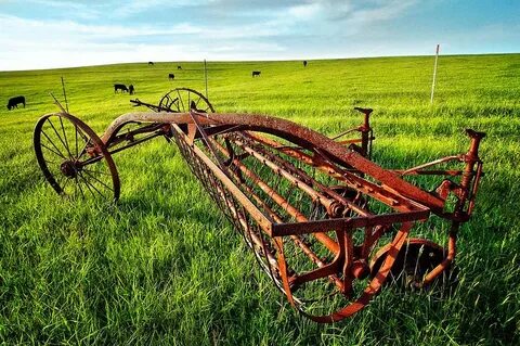 Old farm equipment Old farm equipment, Farm equipment, Vinta