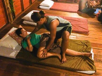Айфоносессия с тайского массажа