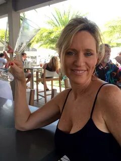 Jodi West ® na Twitteru: "When ordering "bottomless mimosas"