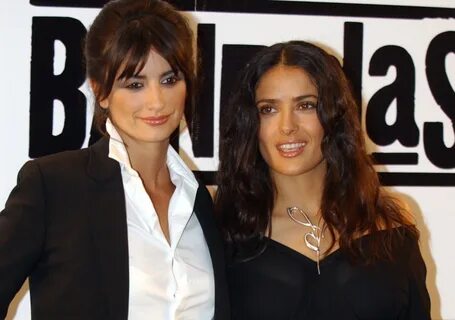 2560x1800 Penelope Cruz with Salma Hayek wallpaper 2560x1800