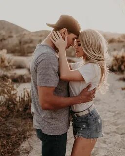 Couples desert photoshoot Photo by @jayandmackfilms Couple p