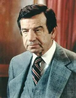 Уолтер Мэттау (Walter Matthau, Walter John Matthow) - актёр 