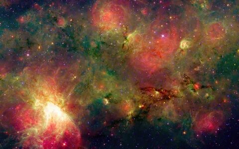 Trippy Galaxy Backgrounds posted by Sarah Tremblay