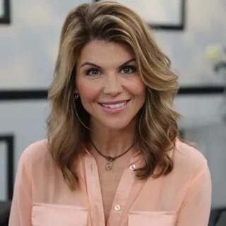 Pictures of Lori Loughlin - Pictures Of Celebrities