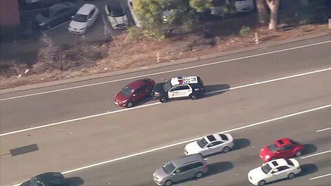 Police chase ends with PIT maneuver on 101 Fwy in North Holl