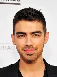 Joe Jonas at the Billboard Music Awards + Album name is 'Fas