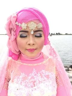 Prewedding miss ulfa& mr tian Annisa Dama makeup artis Bride