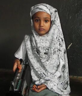 File:Little Somali girl.jpeg - Wikimedia Commons