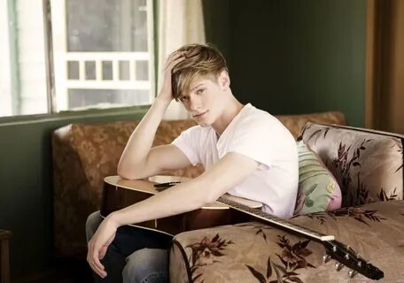 Lucas Till 3 i don't care that he was in the Hannah Montana 