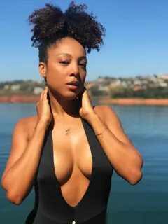Los mejores tweets de Negra Li LikeFluence.com