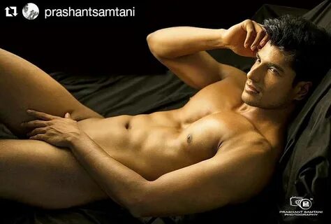 Shirtless Bollywood Men: Naked Indian Male Model - whoaa tha