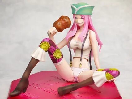 Portrait Of Pirates: The Collection: ZOOM! Jewelry Bonney