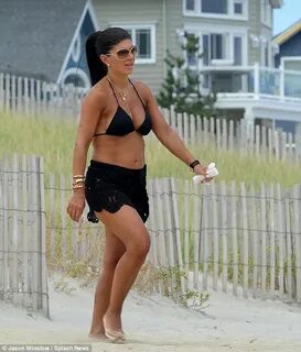 One last hoorah! Teresa Giudice shows off her bikini body du
