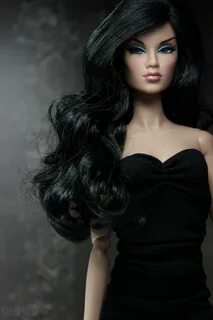 Dark haired Dane Fashion, Beauty girl, Hair
