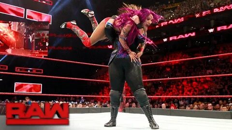 Sasha Banks vs. Nia Jax - Winner Challenges for Raw Women's 