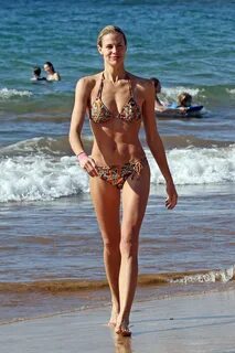 Brooke Burns Bikini Candids on Beach in Maui - HawtCelebs
