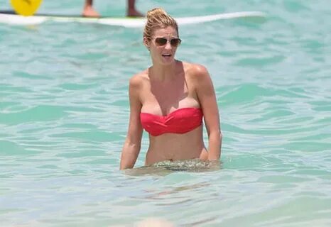 ERIN ANDREWS in Bikini at the Beach in Miami - HawtCelebs