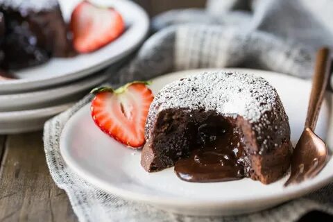 These chocolate molten lava cakes are such an indulgent trea