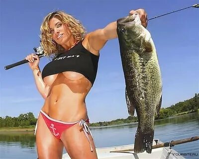 Lady gets fucked by trout