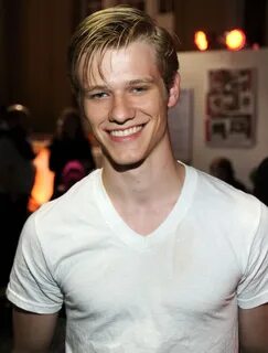 Lucas Till's Fan Encounter by GIANTXXX2 on DeviantArt