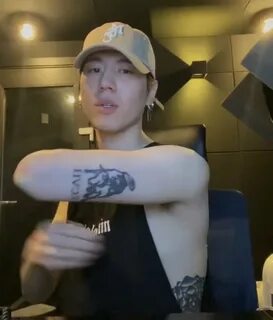 𖤐 on Twitter: "got7official: blurring yugyeom's tattoos