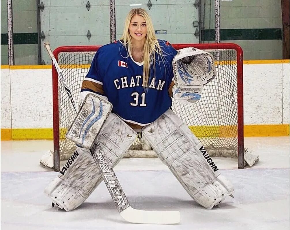 Goalies_Hockey on Instagram: "Mikayla Demaiter Канадский вратарь и мод...