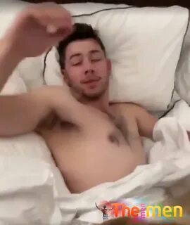 Nick Jonas Sexy (2 Photos) Men Leak