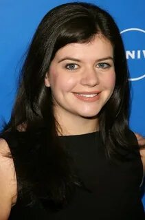 Free Celebrity Images: Casey Wilson