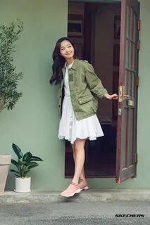 Pin by Khushibatra on 크로키 자료 Kim go eun style, Kim go eun, K