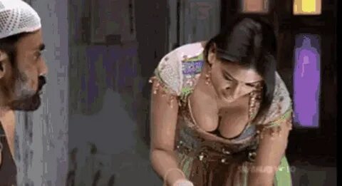Hot Clevage GIF - Hot Clevage - Discover & Share GIFs