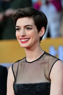 More Pics of Anne Hathaway Pixie (37 of 39) - Short Hairstyl