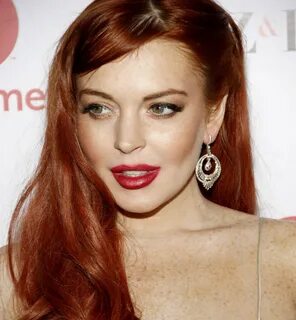 Lindsay Lohan Red Lipstick - Makeup Lookbook - StyleBistro