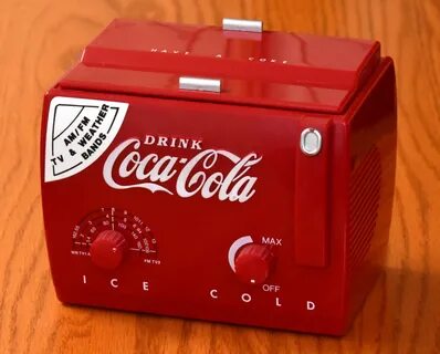File:Coca-Cola Mini Cooler Novelty Transistor Radio, Model N