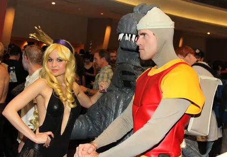 Cosplay Princess Daphne & Dirk the Daring / Dragon*Con 11