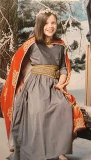 Narnia costumes, Lucy pevensie, Chronicles of narnia