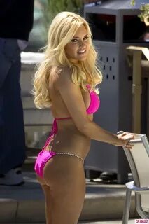 BLOGTHUMB: Bridget Marquardt Flaunts Her Flawless Bikini Bod