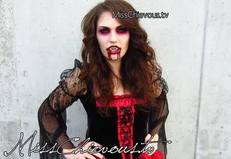 vampire makeup Vampire makeup, Hair makeup, Makeup