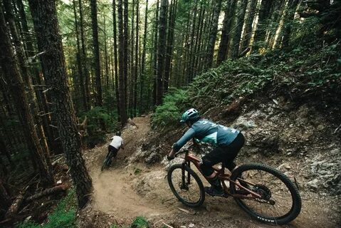 Best Mountain Bike Trails Near Portland, Oregon - CrookedFli