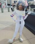 Sandy Cheeks Cosplay by @jasfusioncosplay Check out our DIY 