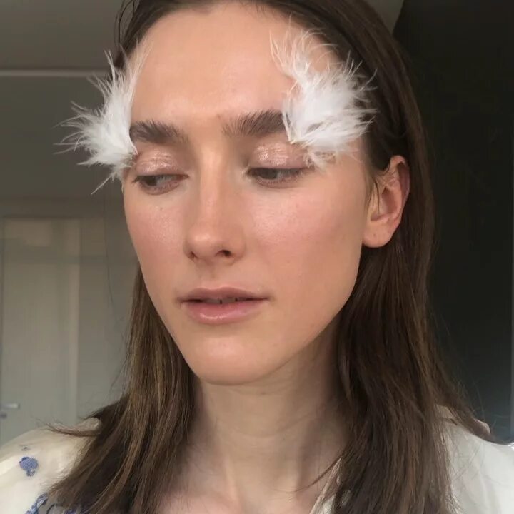 Basic Make Up Bitch en Instagram: "White Swan 🌸" .