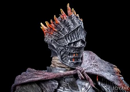 Dark Souls 3 - 1/6 Scale Souls of Cinder Statue by Gecco - T