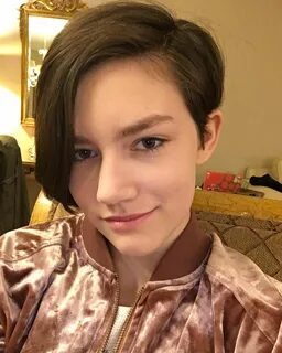 Alaskan Bush People's Rain Brown, 14, Opens Up About Her Str